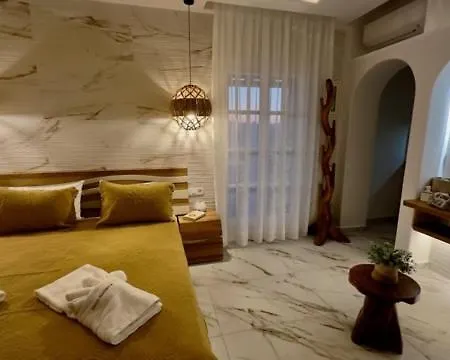 Maria's Guest house 3*