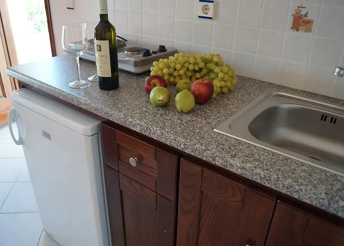 Maria's Konukevi Agia Anna (Naxos)